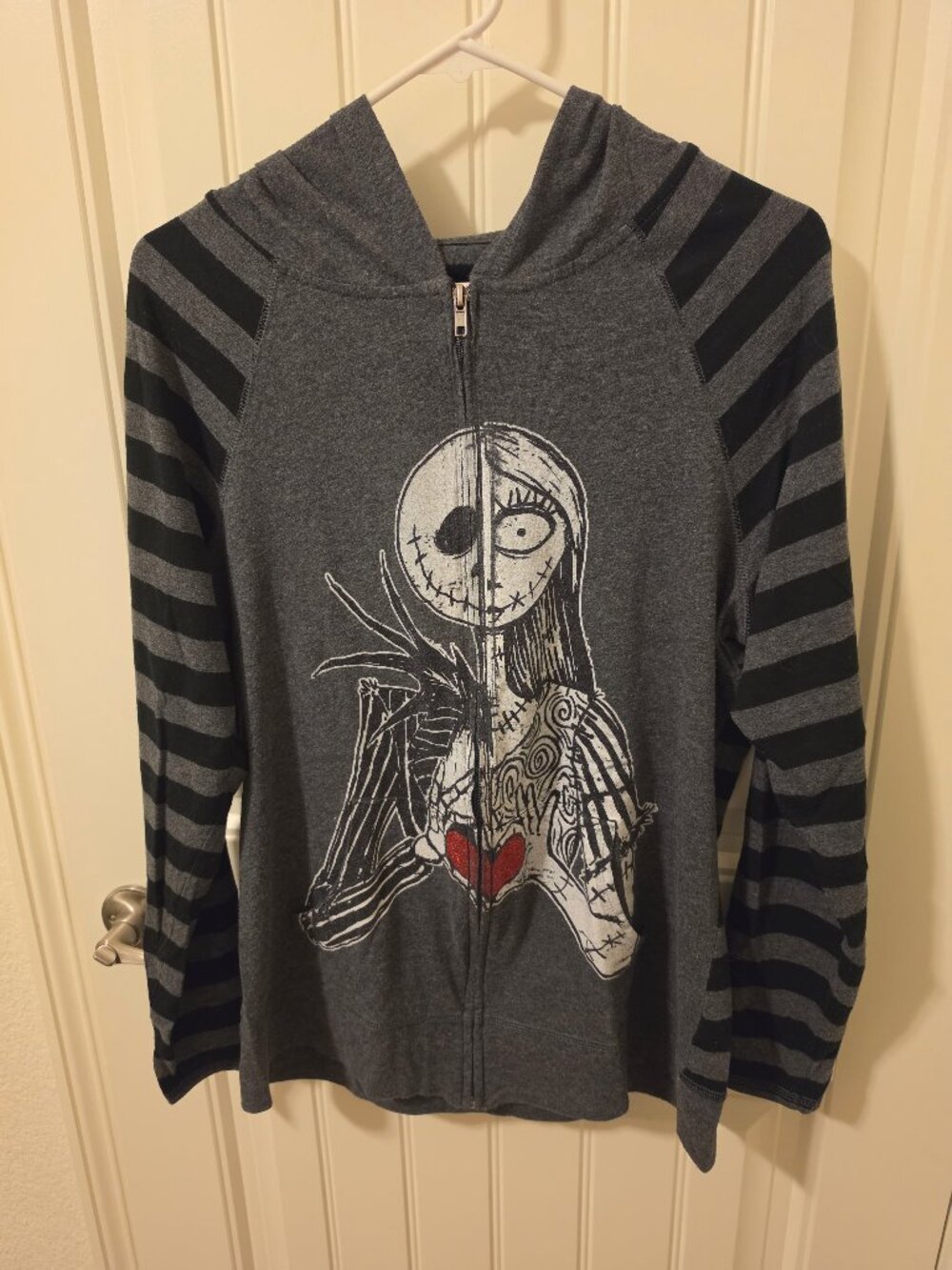 Nightmare Before Christmas Disney Parks Jack and Sally light hoodie, XL